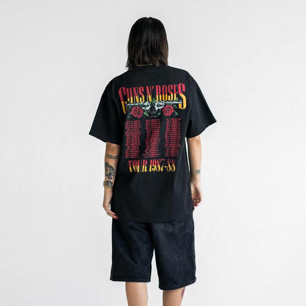 GUNS N’ ROSES 1987-88 TOUR VINTAGE STYLE T-SHIRT - BLACK