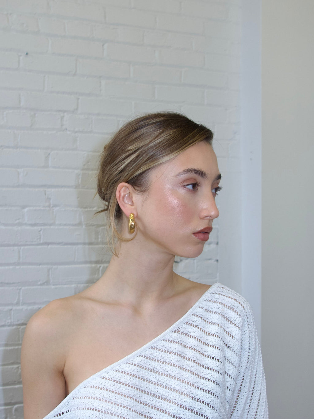 Stem Hoop Earrings